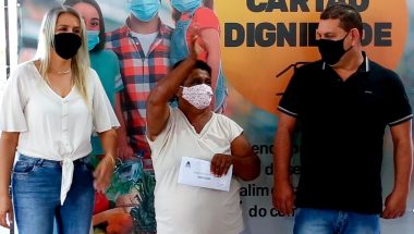 Prefeitura aumenta  em 30% o valor do “Cartão Dignidade” em Ouvidor. O investimento agora ultrapassa os R$ 44 mil mensais.