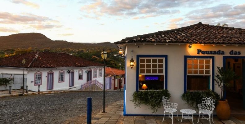 Restrição de carros é apontada como solução para proteger Centro Histórico de Pirenópolis