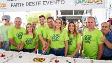 Ouvidor 69 anos – Comemorações do aniversário da cidade inicia com bolo de 69 metros em frente ao paço municipal