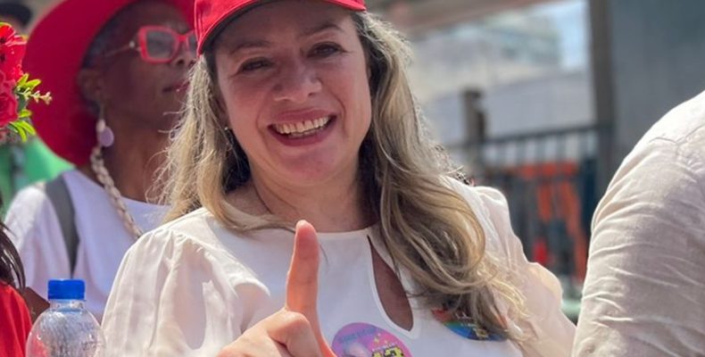 PT e PSDB podem formar juntos nova oposição em Goiás, diz Adriana Accorsi
