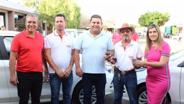 OUVIDOR: Prefeito Cebinha Nascimento entrega dois veículos no valor R$ 196 mil para à Saúde