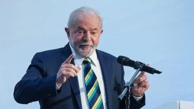 Lula diz que Bolsonaro tem culpa sobre atos de vandalismo em Brasília