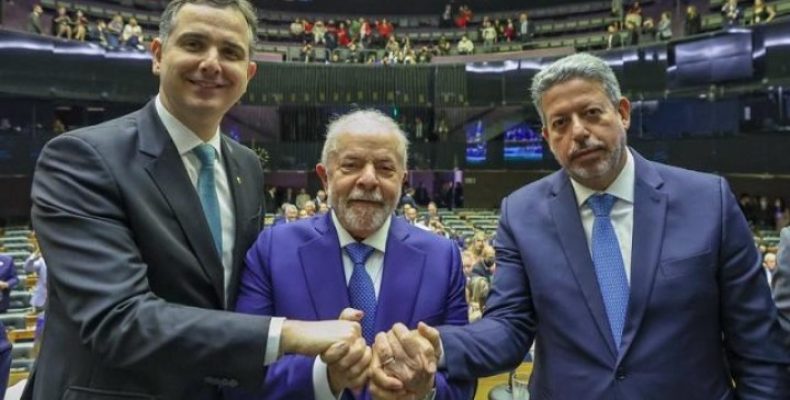 Por telefone, Lula parabeniza Arthur Lira e Rodrigo Pacheco por respectivas reeleições