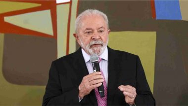 Governo Lula atinge 52% de aprovação no primeiro mês de gestão