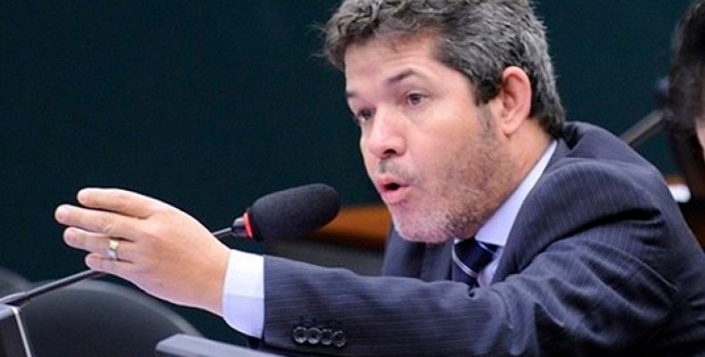 Delegado Waldir vai assumir presidência do Detran-GO