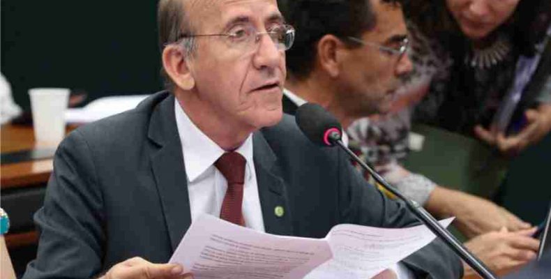 Mais de 492 mil família terão acesso ao novo Bolsa Família em Goiás, destaca Rubens Otoni
