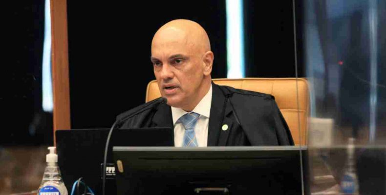 Moraes mantém prisão de 294 acusados por atos terroristas