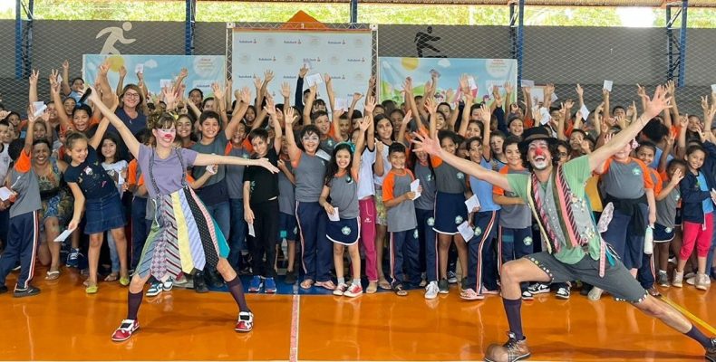 Escolas públicas de Catalão recebem o Caminhão Meus Hábitos Saudáveis