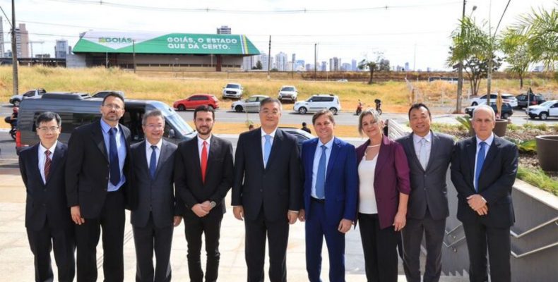 Bruno Peixoto recebe delegação chinesa na Alego e destaca ampliação da parceria comercial com Goiás