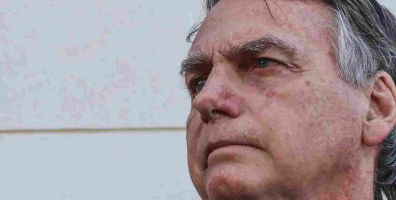 Bolsonaro fica em silêncio durante depoimento sobre tentativa de golpe