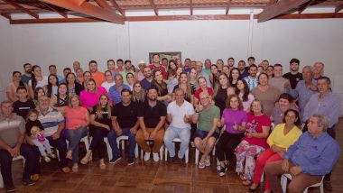 Prefeito e vice prefeito de Ouvidor participam de reunião com familiares do Vereador Vinicius Manoel