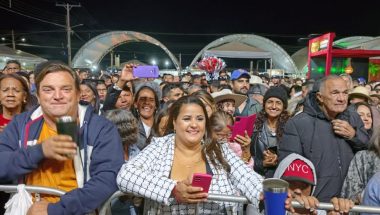 Uma multidão de pessoas agitou a segunda noite da 23ª ExpoCampo