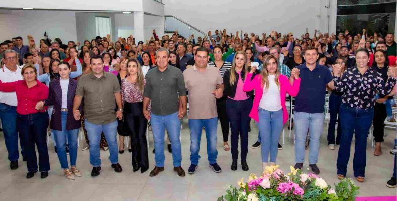 Pré-candidato à Prefeitura de Ouvidor, Cebinha Nascimento reúne com apoiadores da vereadora Suzana Gomes para apresentação de suas propostas