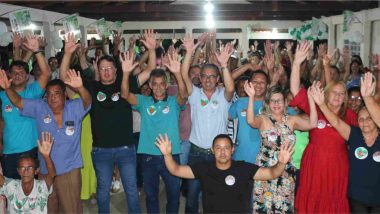 Candidato Marcelo Paiva realiza reunião “Oh de Casa” e apresenta proposta para o futuro de Anhanguera