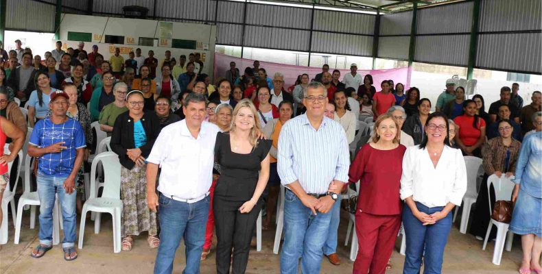 Ônibus do programa Saúde em Movimento oferece atendimento à população de Campo Alegre de Goiás