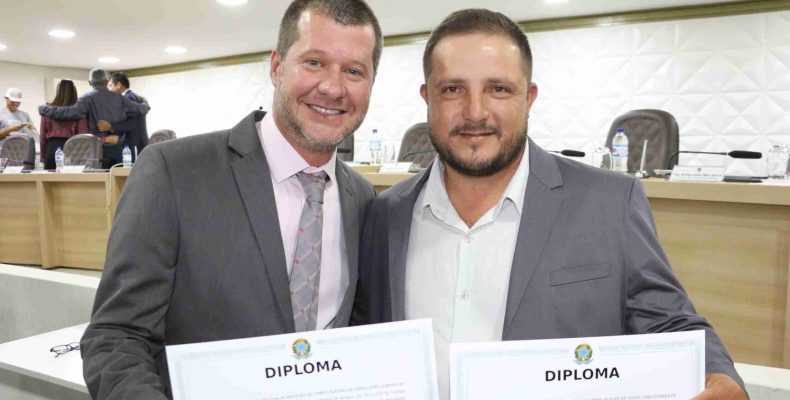 DIPLOMAÇÃO: Prefeito eleito Douglas Sertório vice Bruno Saran e vereadores são diplomados pela Justiça Eleitoral