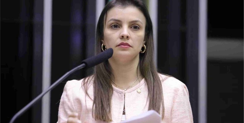 Caiado, ministra de Lula e lideranças políticas manifestam apoio a Marussa Boldrin após denúncia de agressão
