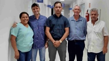 Comissão de vereadores visitam Hospital Municipal de Cumari para esclarecimentos