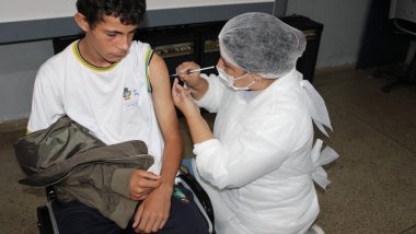 Secretaria de Saúde de Ouvidor realiza vacinação contra o HPV na Escola Estadual Antônio Ferreira Goulart