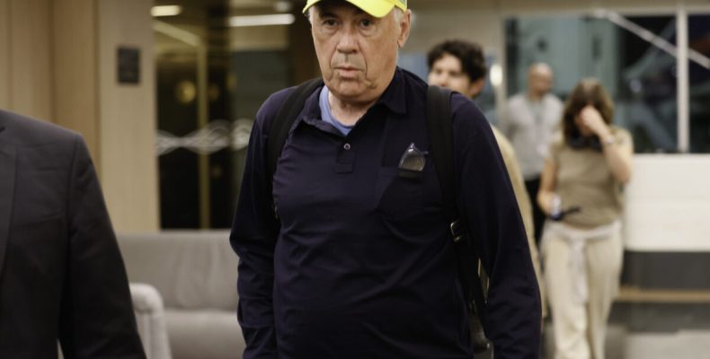 Ancelotti desembarca no Brasil para assumir a Seleção