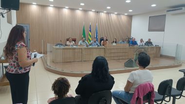 Câmara de Cumari realiza 14ª Sessão Ordinária com debates sobre habitação e esclarecimentos sobre casas de custo zero