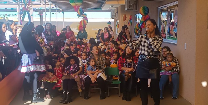 Arraiá do CEMEI Francisco Neto movimenta Ouvidor com celebrações juninas e integração da comunidade escolar