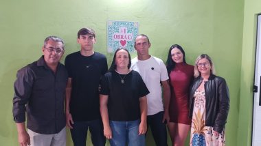 Prefeitura de Anhanguera realiza entrega de casa popular em evento emocionante