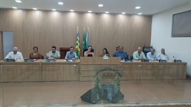 Câmara Municipal de Cumari aprova uso de lotes como garantia de financiamento, altera regimento para sessões remotas e mantém protocolo contra fogos de estampido