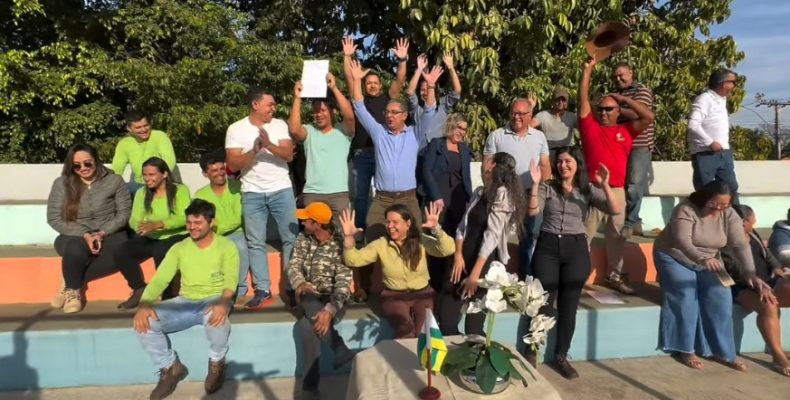Anhanguera avança com assinatura de ordens de serviço para obras no Estádio Bananão e na Casa da Cultura