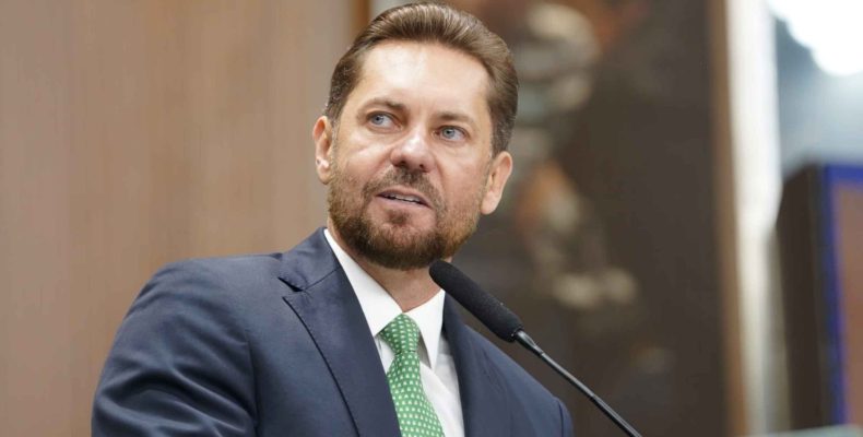 Ronaldo Caiado já liberou Bruno Peixoto para sair do União Brasil