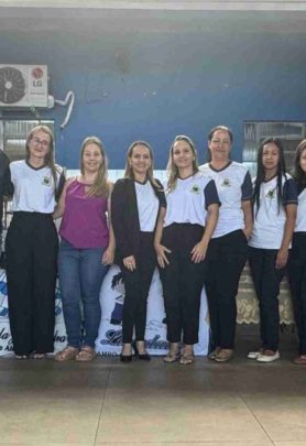 Campo Alegre: Prefeitura realiza entrega de uniformes escolares às crianças da rede municipal de ensino