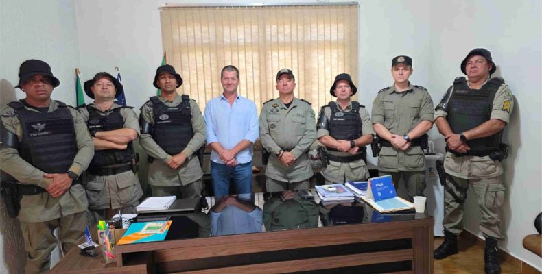 Prefeito Douglas Sertório ressalta aumento da segurança em Campo Alegre e firma parcerias com COC