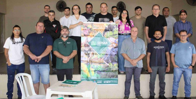 Curso gratuito de segurança na operação de empilhadeira é iniciado em Ouvidor em parceria com Senar/GO e Sakura
