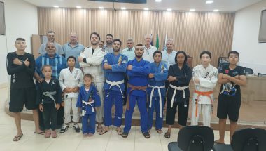 Câmara Municipal de Cumari realiza 24ª Sessão Ordinária sob comando interino