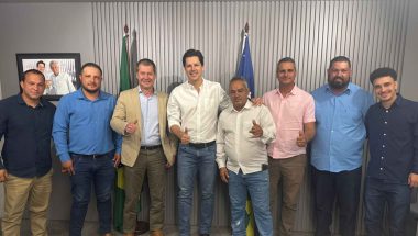 Prefeito de Campo Alegre de Goiás apresenta demandas ao vice-governador Daniel Vilela em visita oficial