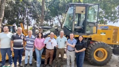 Prefeito Marcelo Paiva recebe equipamento público em parceria com deputado federal e órgãos estaduais