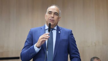 Mesa Diretora empossa como deputado estadual o suplente Luiz Sampaio, do Solidariedade, na vaga de Cristiano Galindo