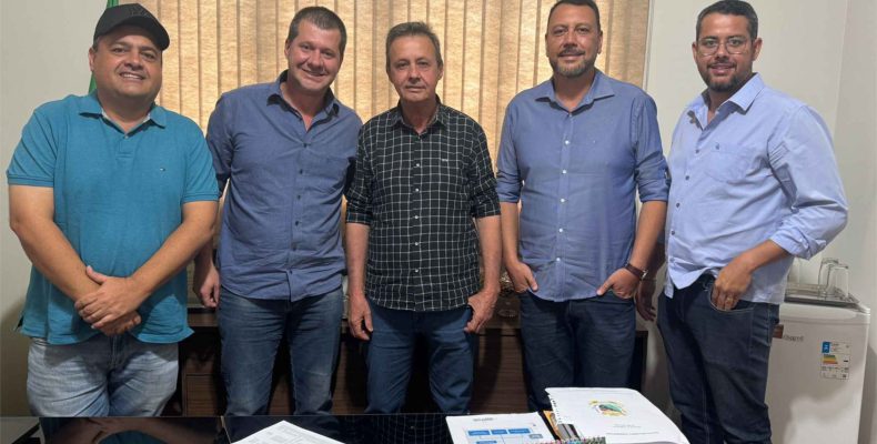 Prefeitos de Campo Alegre de Goiás e Ipameri se reúnem para fortalecer parcerias