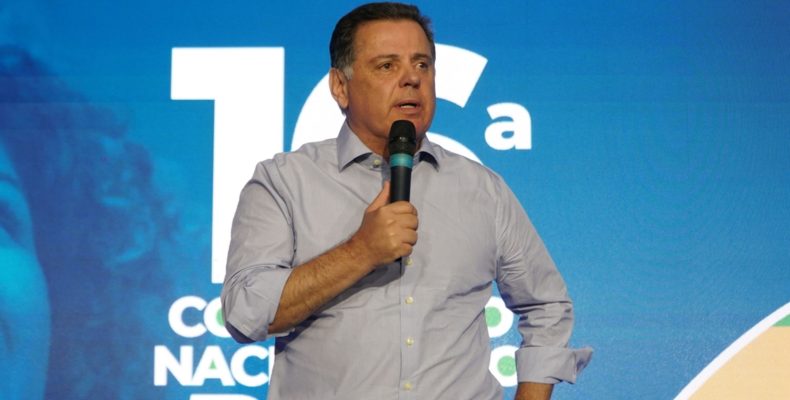 Marconi sai e Aécio Neves assume a presidência do PSDB em dezembro