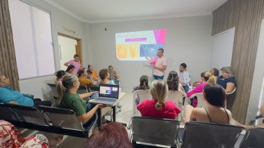 Outubro Rosa: palestra sobre saúde da mulher mobiliza mulheres anhanguerinas