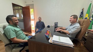 Prefeito Douglas Sertório recebe presidente da Câmara de Ipameri e reforça diálogo por parcerias regionais