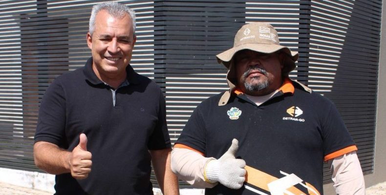 Ouvidor fortalece segurança viária com melhorias na sinalização pelo programa “Sinaliza Goiás”