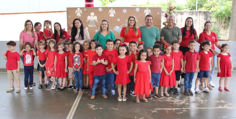 EMEI “Dácio Amorim Fonseca” realiza Cantata de Natal que encanta a comunidade de Ouvidor