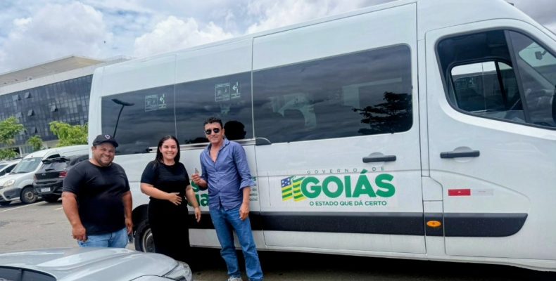 Davinópolis recebe van do Programa Goiás Social para reforçar ações da assistência social
