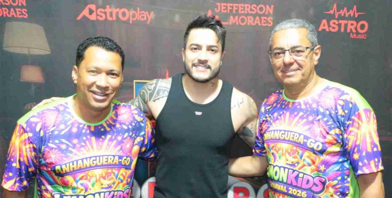 Primeira noite do Carna Folia Anhanguera 2026 animou o Clube Municipal em clima de esquenta para a folia