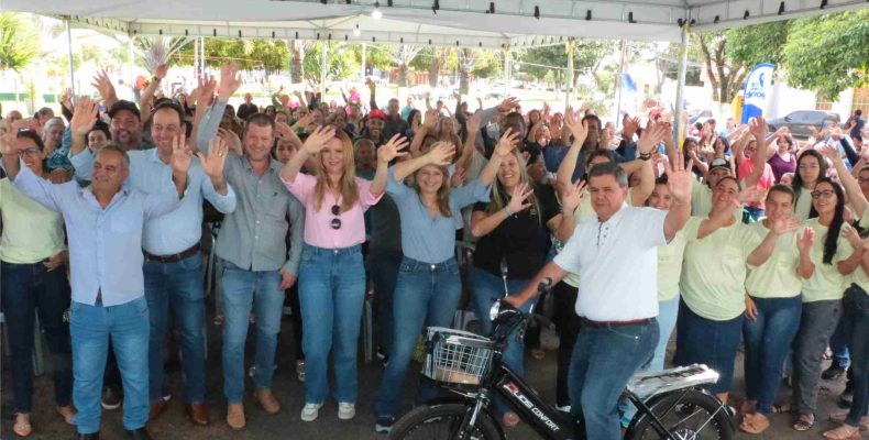 Mutirão de Saúde em Campo Alegre de Goiás garante bicicletas e reconhecimento a agentes, com promessa de novas campanhas em novembro