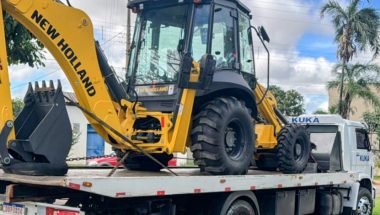 Campo Alegre recebeu nova Retroescavadeira: Um marco para o desenvolvimento local