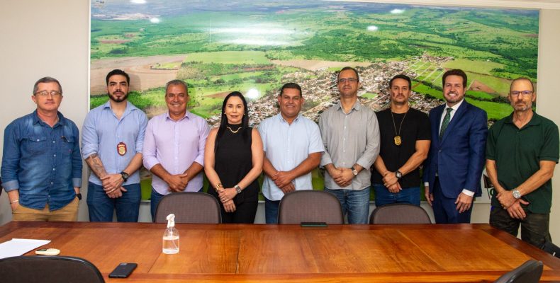 Prefeitura de Ouvidor anuncia reforma da sede da Polícia Civil e novo serviço de emissão de carteira de identidade