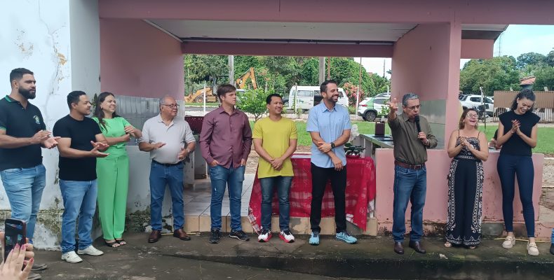 Anhanguera lança reforma geral de vestiário no Clube Municipal em ato com participação de autoridades locais