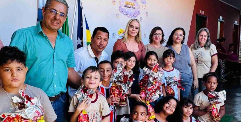 Anhanguera: Paiva e equipe promovem Páscoa solidária em unidades escolares e órgãos municipais
